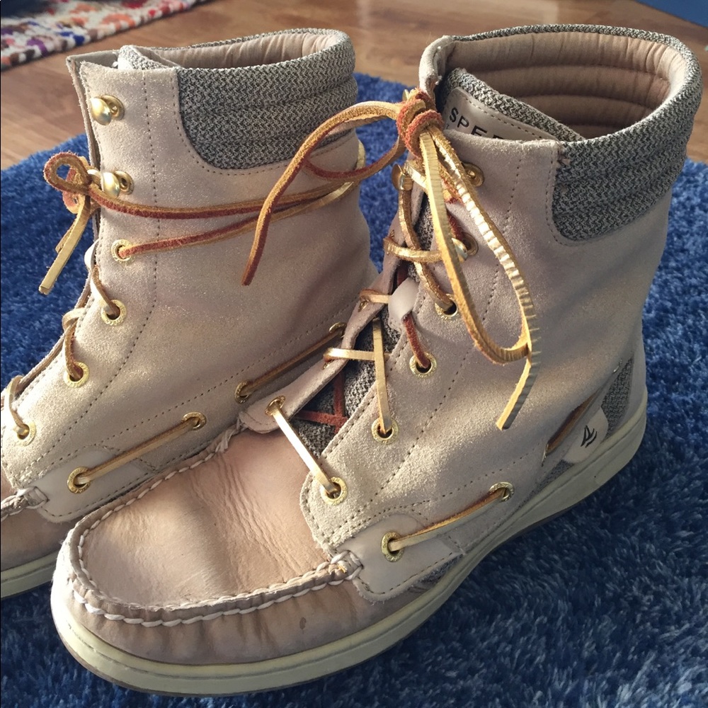 Sperry Fashionable Lace-up Boots